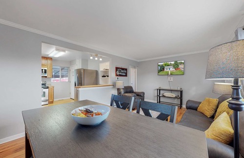 Barnum West House | Great Home 2 King Near Downtown/Red Rocks/Restaurants