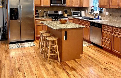 Metzger House | Great location for visiting the NW. Comfortable 5 bedroom home.