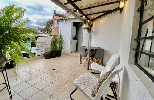 San Juan Apartment | Great Location Quito Apartments