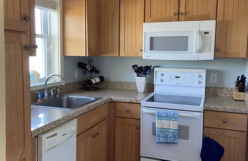 Ogunquit Condo | Great Location with Beautiful Ocean Views - The Lookout - Ogunquit ME