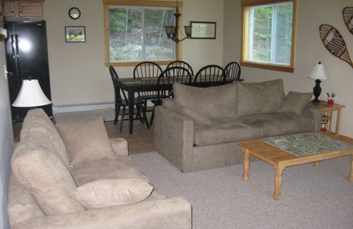 Bartlett House | Great Mountain Home with scenic views of Attitash and near Storyland