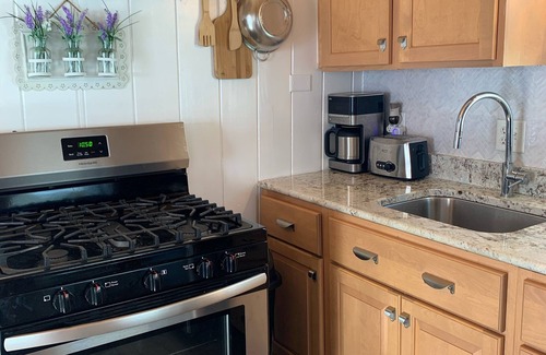 North Sebago Cottage | GREAT Newly Renovated Sebago Lake- short walk to Nason`s beachπ ππ