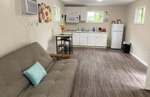 Cleveland Cabin | Great Place to Relax!