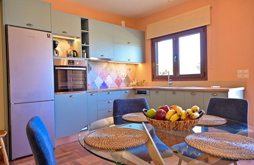Vathianos Kampos House | Great Sea View, relaxing, family-ideal house in Kokkini Hani!