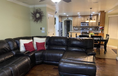 Herriman House | Great spacious home in a quiet private neighborhood.