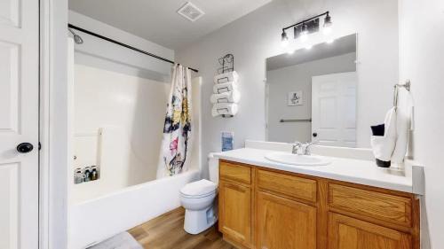 Brighton Apartment | Great two bedroom spot near airport
