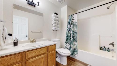 Brighton Apartment | Great Two King Bed Rooms Near Airport Ideal Stay