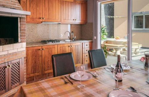 Arco da Calheta Villa | Great villa, covered pool & seaview|HastaLaVista