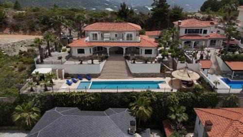 Kargicak Villa | Great Villa with beatiful view and 4 bedrooms more 1000 sqm AREA