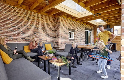 Roggel Villa | Great villa with luxurious terrace, near Roermond