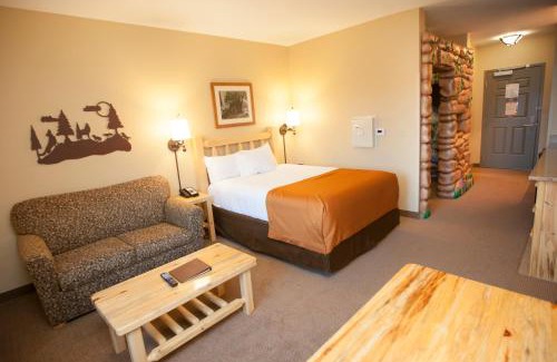 Leominster Hotel | Great Wolf Lodge New England