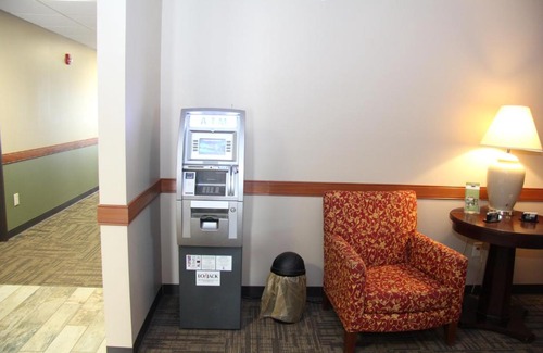Pittsfield Hotel | Green Acres Hotel