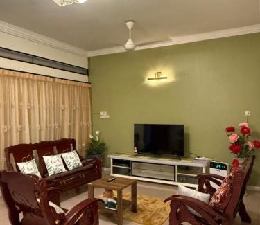 Kampung Simee Apartment | Green at 62