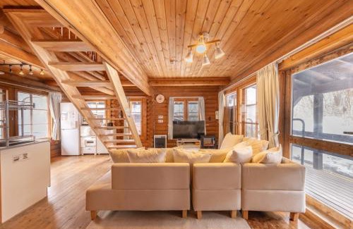 Myoko Apartment | green bell