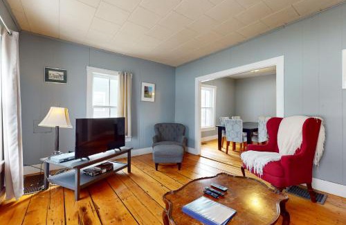 Weston House | Green Door Cottage