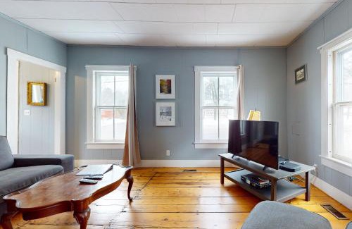 Weston House | Green Door Cottage