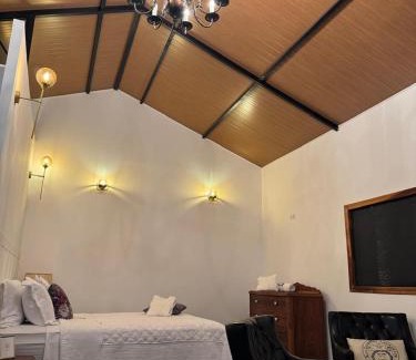 Corrego do Bom Jesus Cabin | Green Flowers Farm