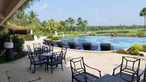 Gelang Patah Villa | Green Haven Villa at Forestcity-8 paxes