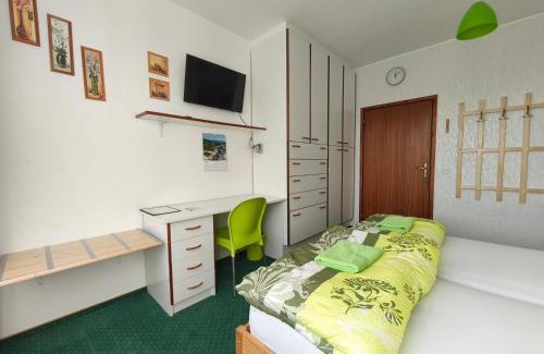 Mohelnice House | Green Room