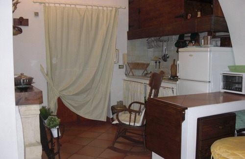 Leni Apartment | Green studio apartment in Salina Aeolian Islands 900 meters from the sea CIR:19083037C100309
