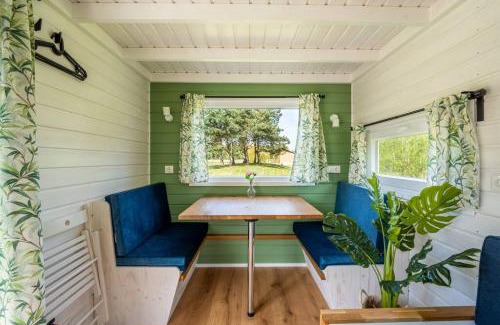 Zeewolde House | Green Tiny Safari