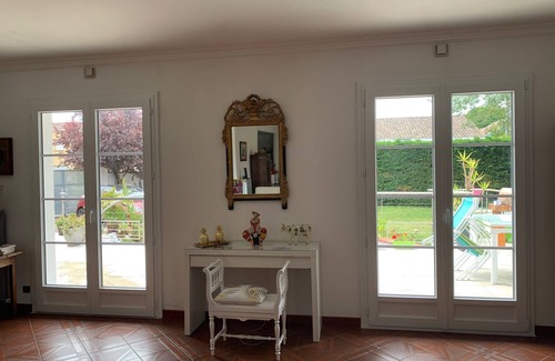 Talence House | Green townhouse!