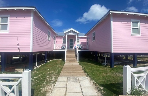 Green Turtle Cay Apartment | Green Turtle Cay, Luxury Suite, on White Sound with private dock.