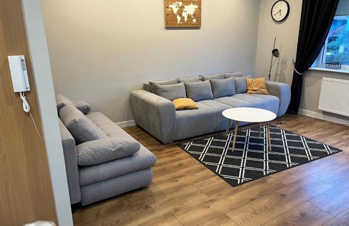 Zielona Gora Apartment | Green Yew Apartment