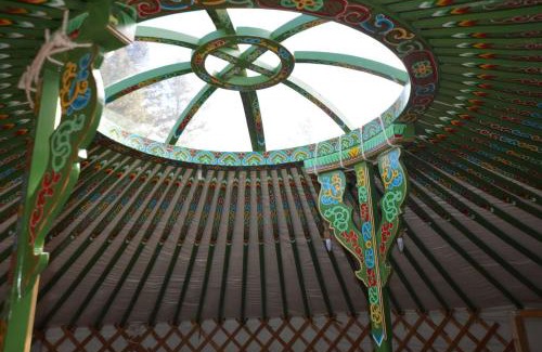 Turriff House | Green Yurt with Hot Tub - Sleeps 3 Parking & WiFi