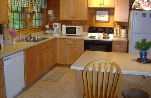 Southwest Harbor Cottage | "GREENDAYS" #230K