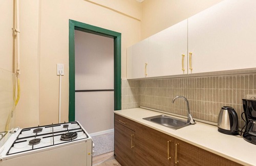 Gumussuyu Mahallesi Apartment | Greenery Apartment with Balcony Near Taksim