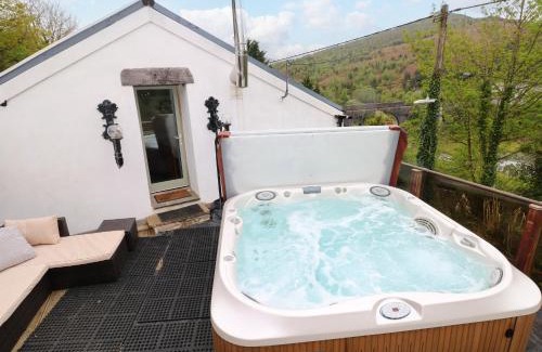 Port Talbot House | Greenheart Cottage