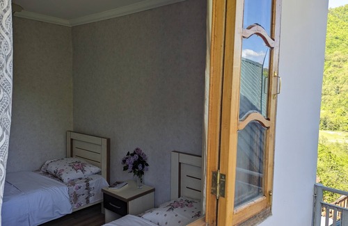 New Boulevard Hotel | GreenHill - Your Guesthouse in Ubisa