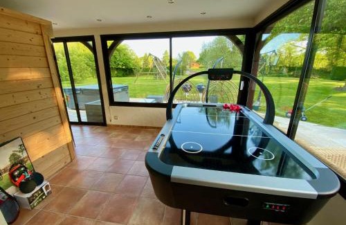 Hudimesnil Villa | Greenland 15pers jacuzzi sauna airhockey billard