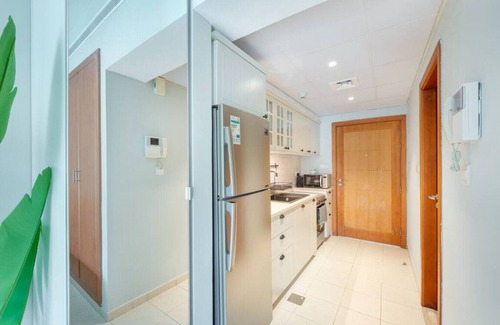 The Greens Apartment | Greens Thayaal 3 313 B · Central studio in The Greens 10min to MetroStation