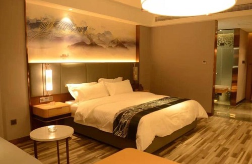 Decheng District Hotel | GreenTree Eastern Hotel Dezhou Qingyun Yingcai Road Financial Building