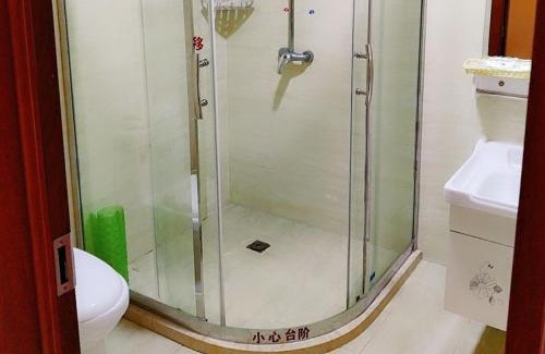 Qingpu District Hotel | GreenTree Inn JiangSu HuaiAn QingPu District Huaihainan Road Express Hotel