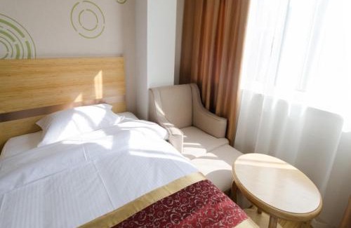 Wujiang Hotel | GreenTree Inn Jiangsu Suzhou North Zhongshan Road Weiye Yingchun Plaza Business Hotel