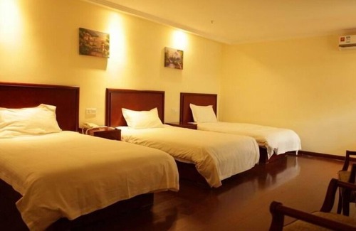 Xiang Cheng District Hotel | GreenTree Inn Suzhou Taiping Town High-speed North Station Express Hotel
