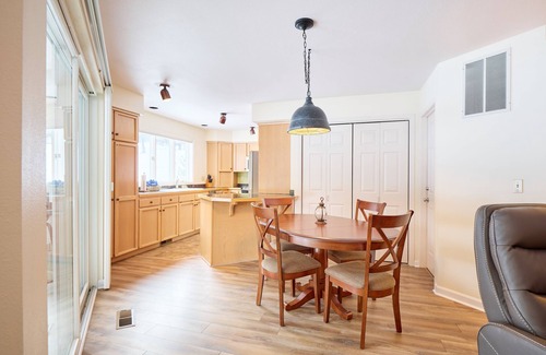 Leavenworth Condo | Greenview Condo, C4 -Charming Condo in Kahler Glen – A Lake Wenatchee Retreat!