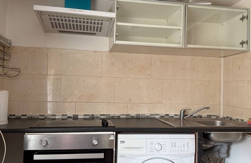 Brunel Apartment | Greenway Studio in Uxbridge
