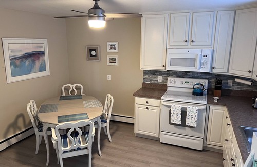Gardens Apartment | "Greetings from Asbury" nO.C. Gardens - 2 BR 2 Bath nSunny Corner Breezes