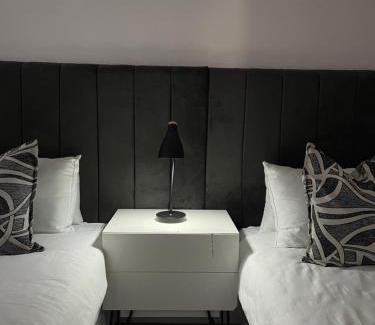 Palapye House | Grey Net