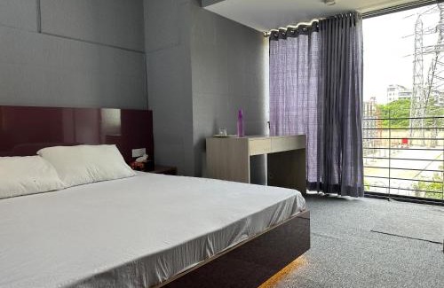 Basundhara Residential Area Bed & Breakfast | GreyRooms