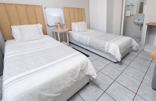 Wavecrest House | Greystone Guest House