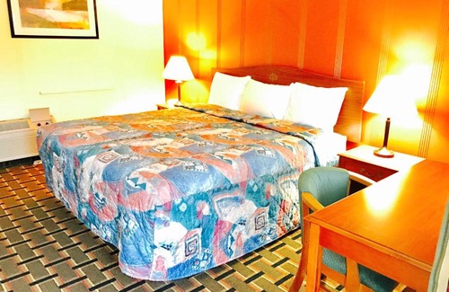Hillsboro Hotel | Greystone Motel