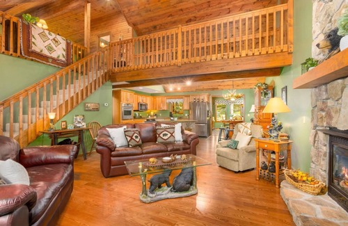 Terra Alta Cabin | Grin and Bear Witness to this Prime Locationn