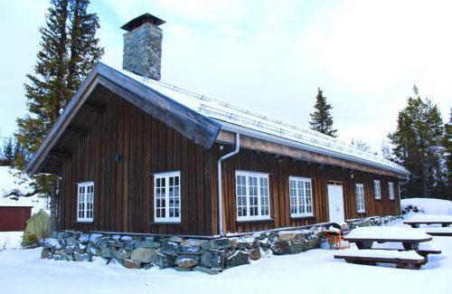 Al House | Grindastugu cabin right by Liatoppen Ski Centre.