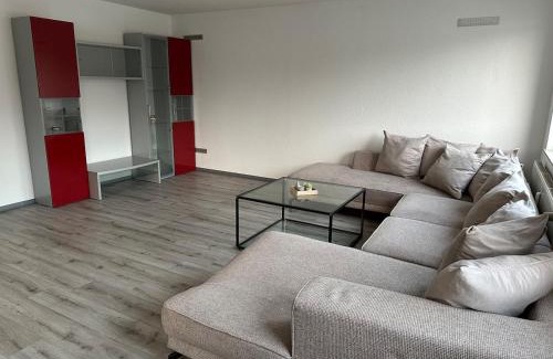 Alsdorf Apartment | Große Ferienwohnung mit Parkplatz 15 min von Aachen