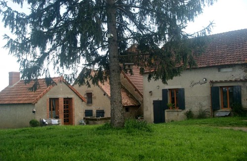 Bourbon-l'Archambault Bed & Breakfast | Grootgenoegen